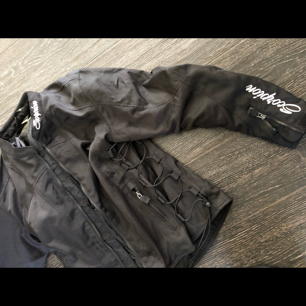 Motorcycle jacket - Picture 3 of 4